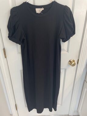 Pomander Place Vesty Black Puff-Sleeve Midi Dress